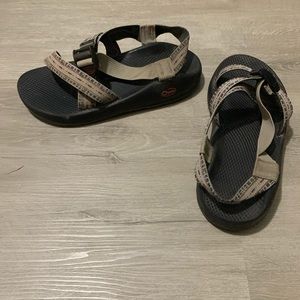 Men Size 10 Chaco Sandals.